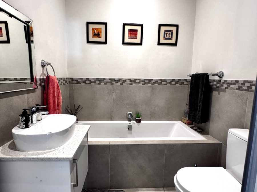 3 Bedroom Property for Sale in Wellington Central Western Cape